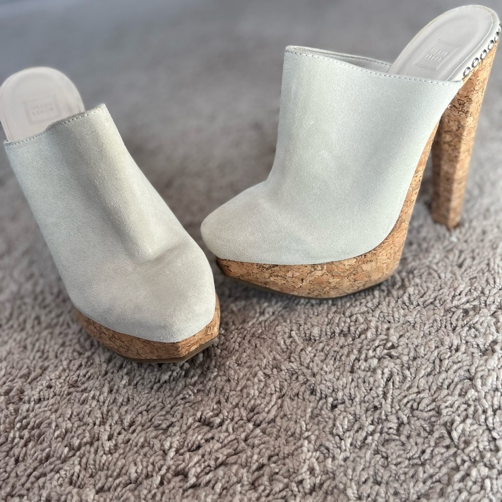 Herve leger white suede platform heels. Size 8. Brand new!